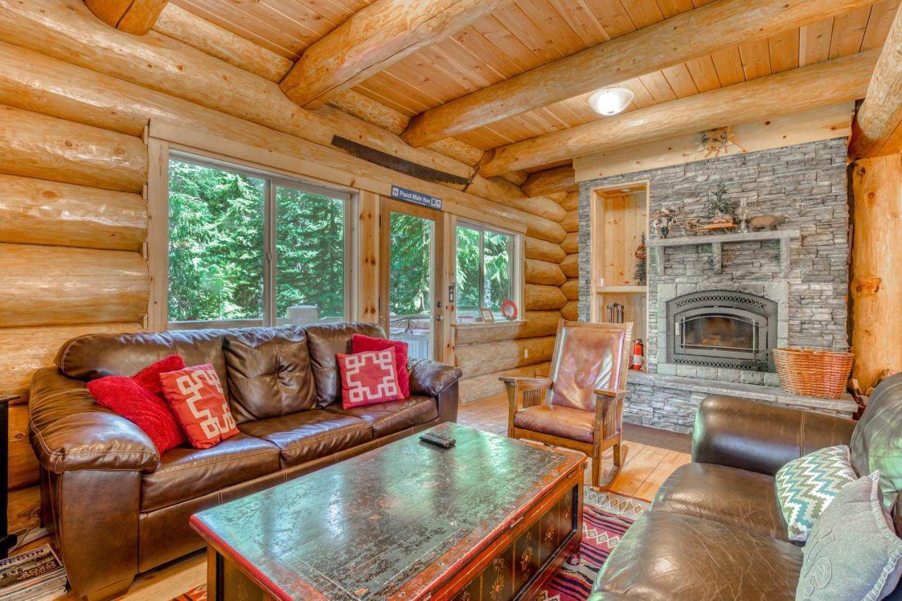 Skiing Bear Chalet Гавернмент Кемп Екстер'єр фото